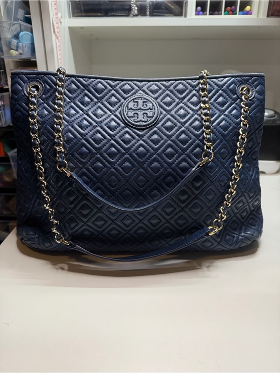 Tory Burch Handbags - Tory Burch Quilted Tote with Gold Chain Handles in Navy Blue